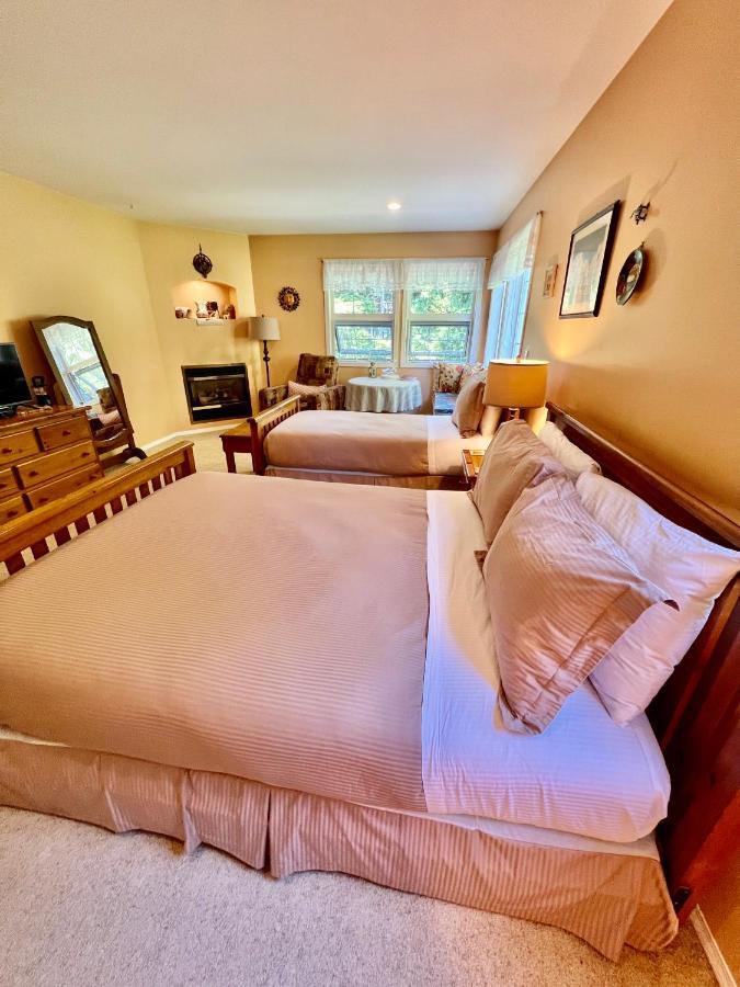 Seafarers Bed&Breakfast Tofino Eksteriør billede