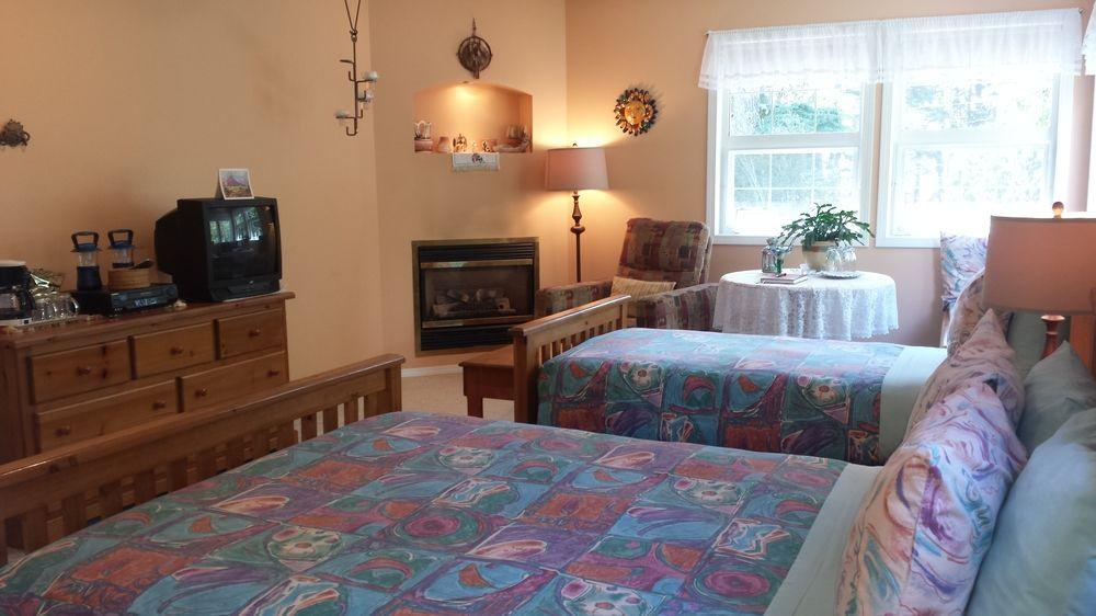 Seafarers Bed&Breakfast Tofino Eksteriør billede